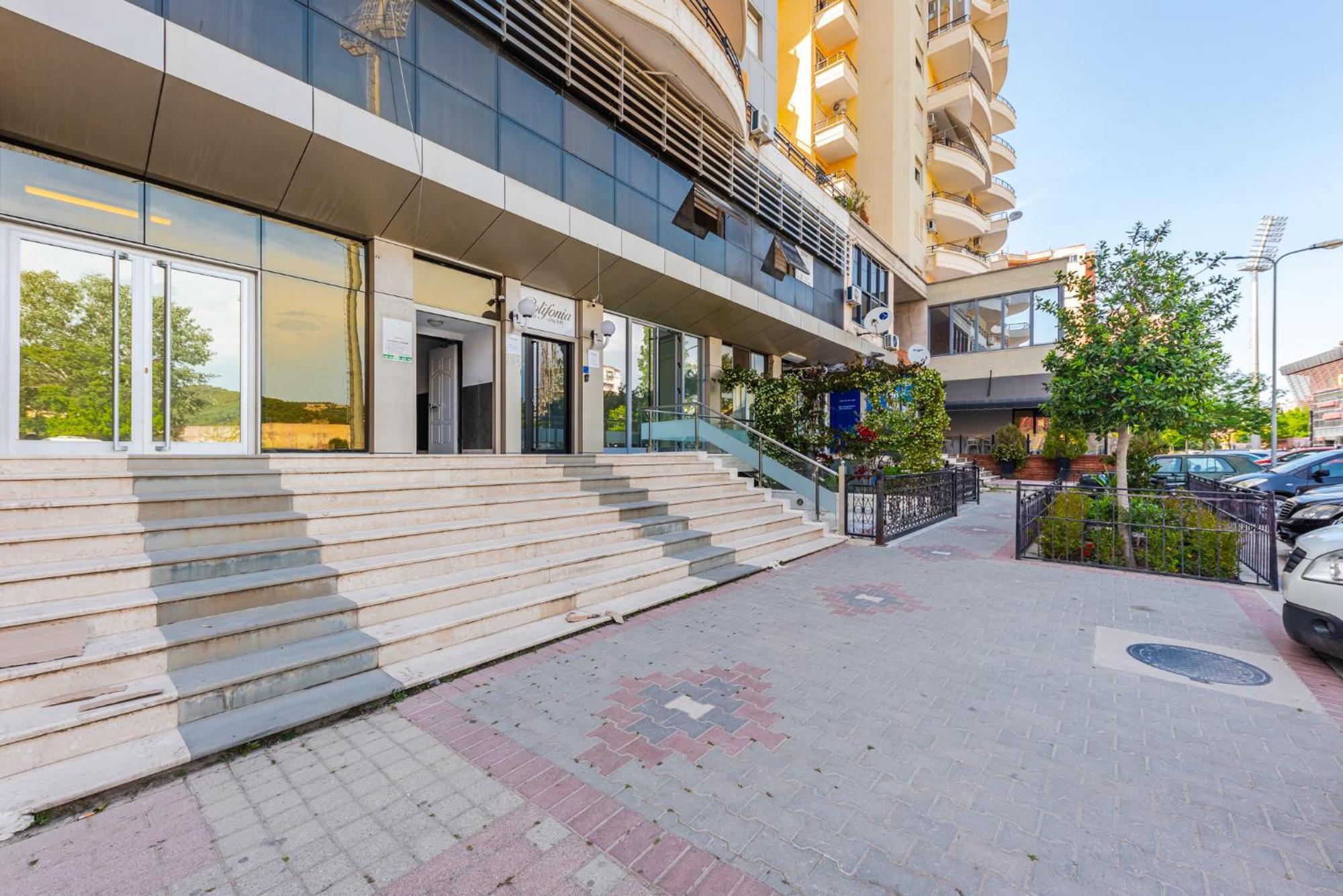 Polifonia Hotel Vlorë Exterior foto